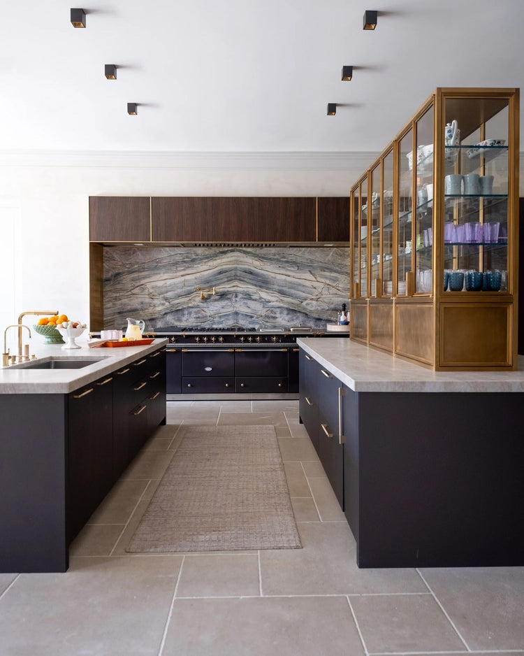 20 Dark Cabinets Kitchen Ideas With Serious Style – CreativeBooster