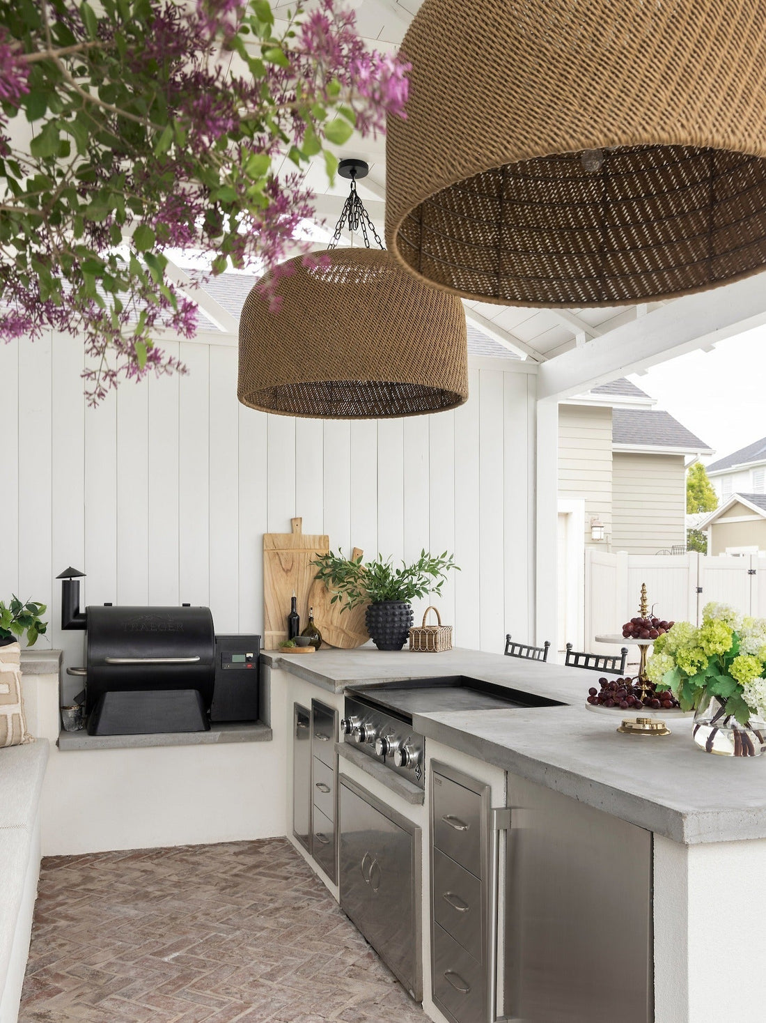 13 Backyard Kitchen Ideas for Easy Entertaining 2026