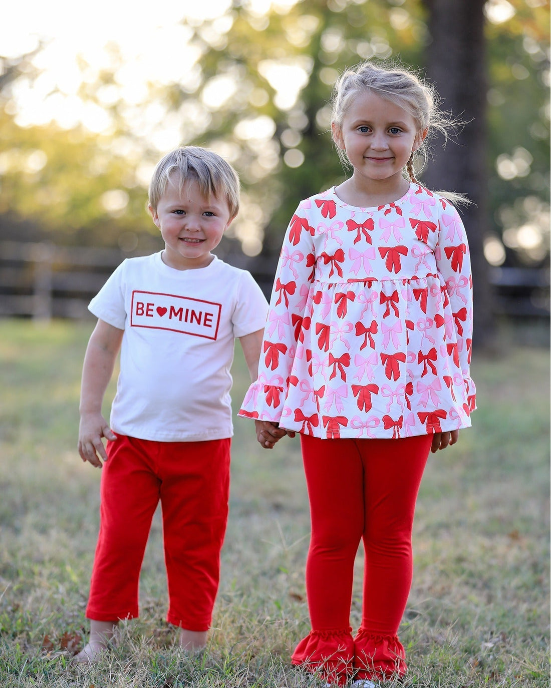 13 Tried-and-True Matching Sibling Outfits for Kids 2026