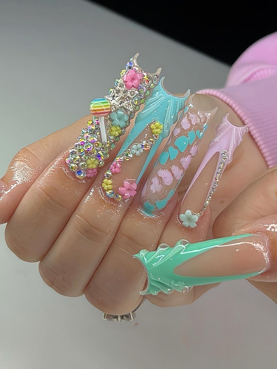 13 Glam Cute Long Nail Ideas to Copy