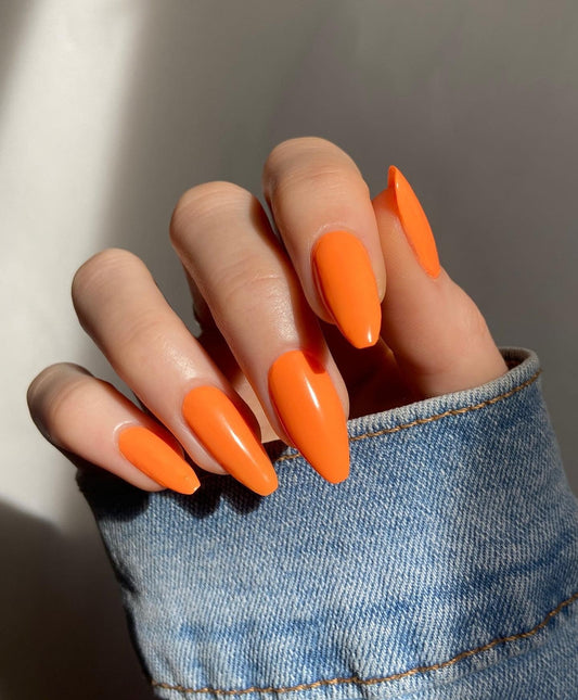 13 Bright Neon Orange Nail Ideas