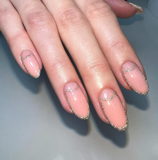 14 Glitter Sparkle Nail Ideas You Need to Try Now