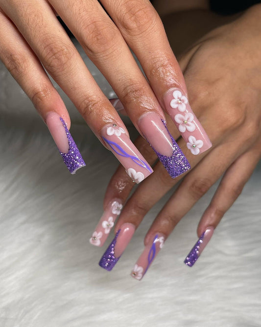 13 Stunning Purple and White Nail Ideas