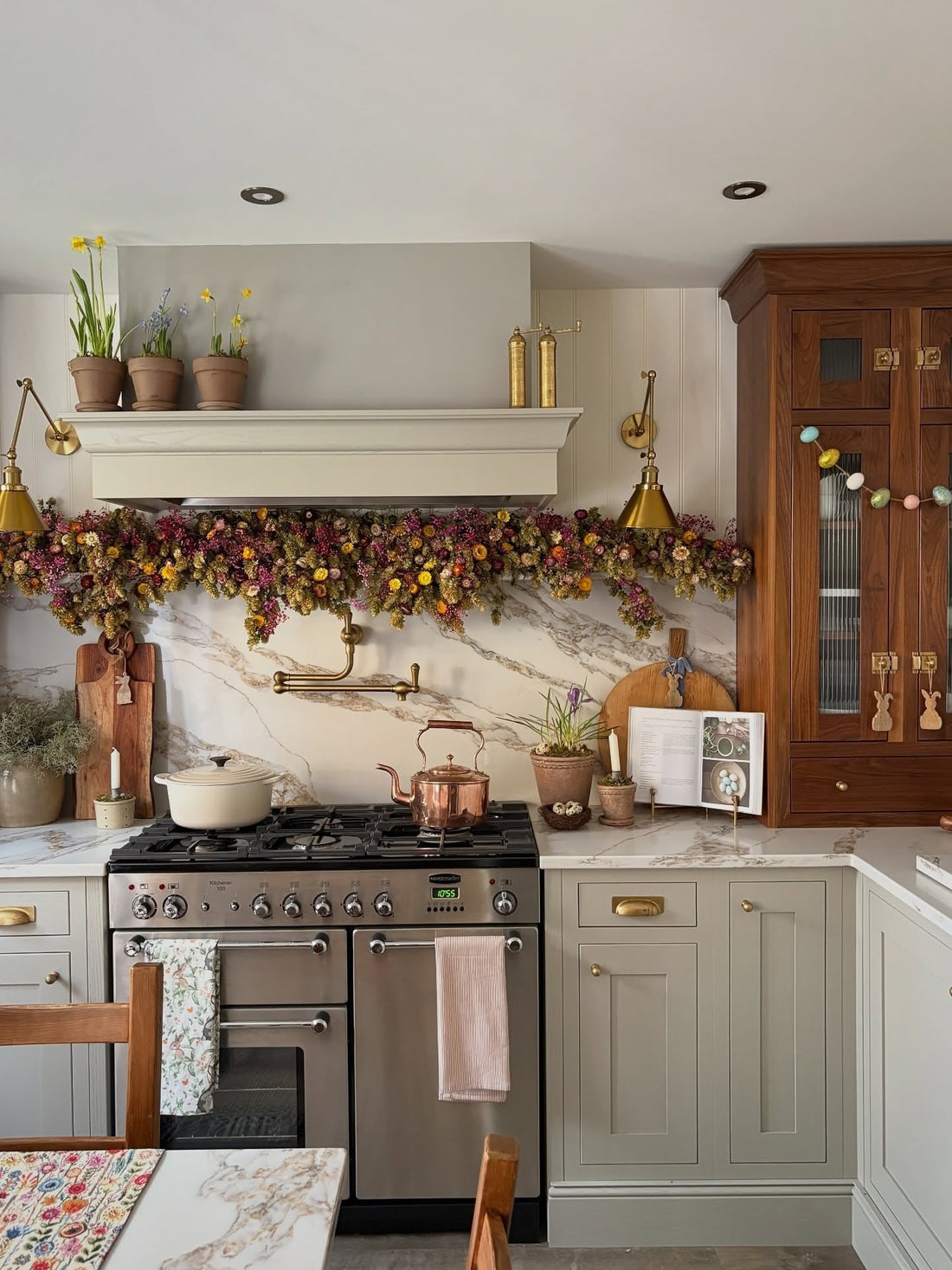 13 Kitchen Fall Decorating Ideas for a Clean Cozy Look 2026