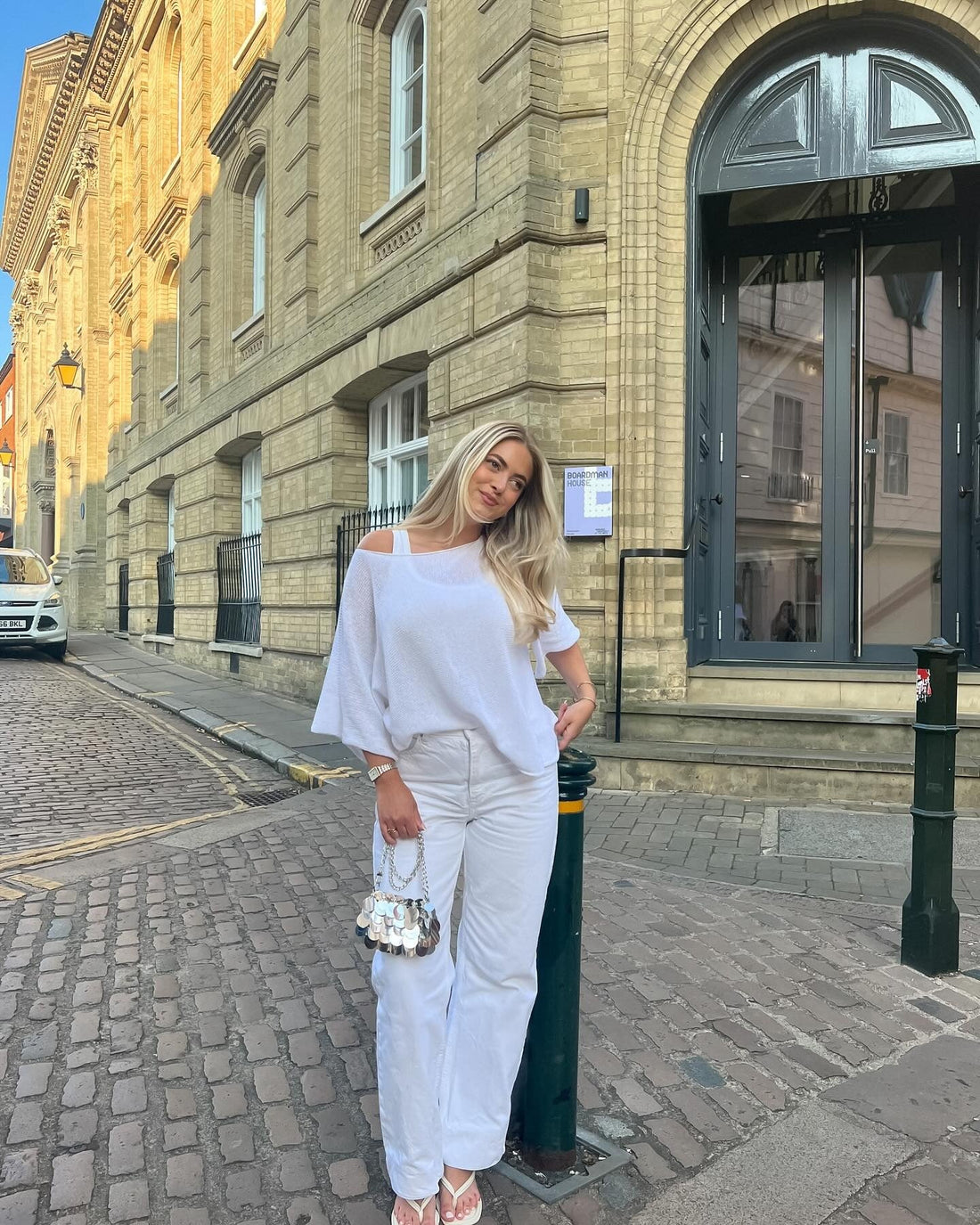 16 Classy White Outfits for Women