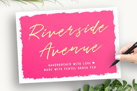Riverside Avenue - Free Script Font