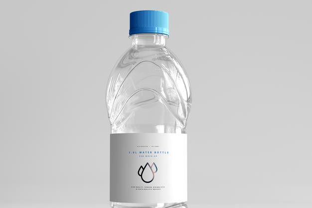 Free 1.0L Fresh Water Bottle Mockup Psd