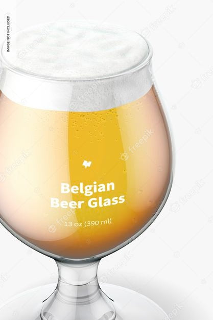 Free 13 Oz Belgian Beer Glass Mockup, Close Up Psd