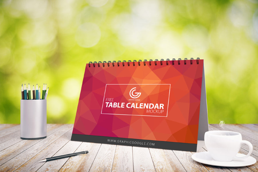 Free Table Calendar PSD Mockup
