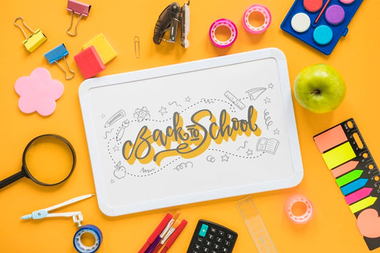 Free Arrangement With Back To School Supplies And White Board Psd