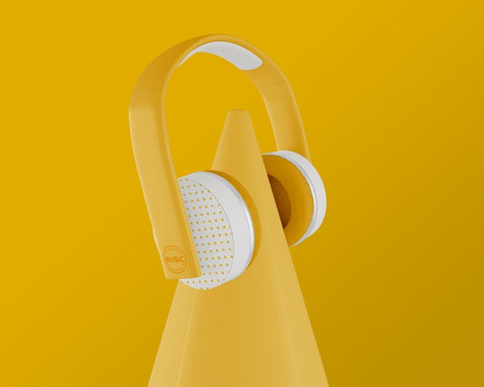 Free Arrangement With Yellow Headset And Background Psd