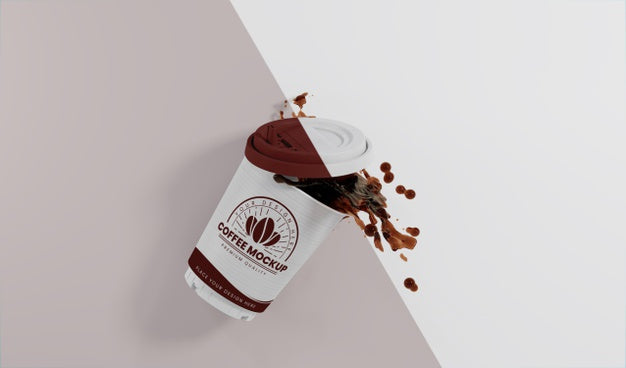 Free Assortment Of Paper Coffee Cup With Coffee Splash Psd