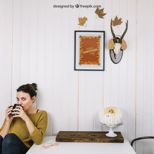 Free Autumn Mockup With Drinking Woman Psd