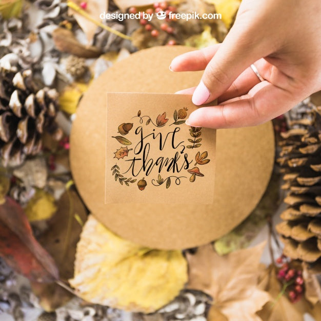 Free Autumn Mockup With Hand Psd