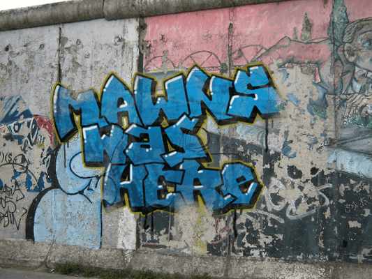 Free MAWNS\' Graffiti Filled Font