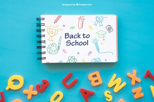 Free Back To School Composition With Notepad Psd