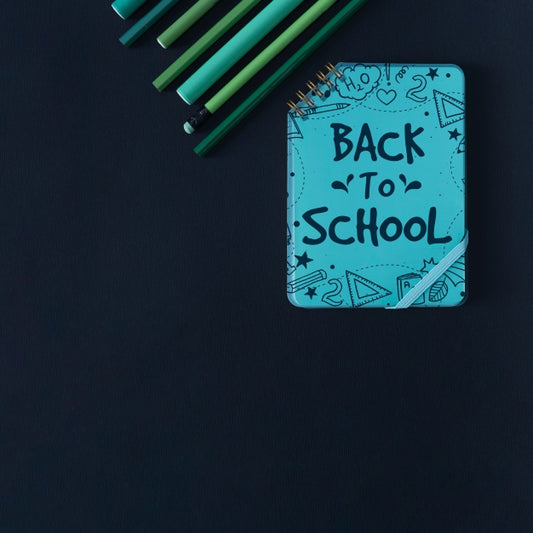 Free Back To School Mockup With Cover Psd