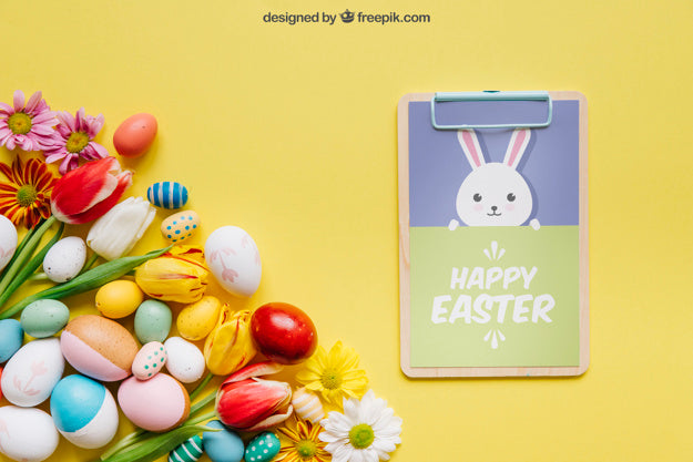 Free Beautiful Easter Mockup With Clipboard Psd