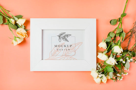 Free Beautiful Flowers Concept Mock-Up Psd