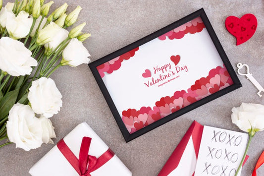 Free Beautiful Valentine'S Day Frame And Flowers Psd
