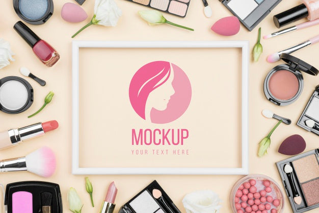 Free Beauty Concept With Make-Up Products Psd