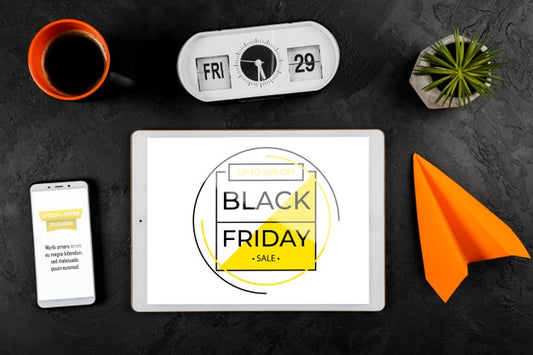 Free Black Friday Mock-Up Concept On Desk Psd