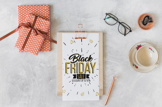 Free Black Friday Mockup With Clipboard Psd