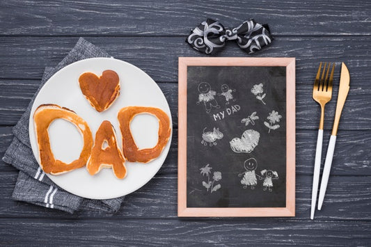 Free Blackboard With Pancakes And Cutlery For Fathers Day Psd