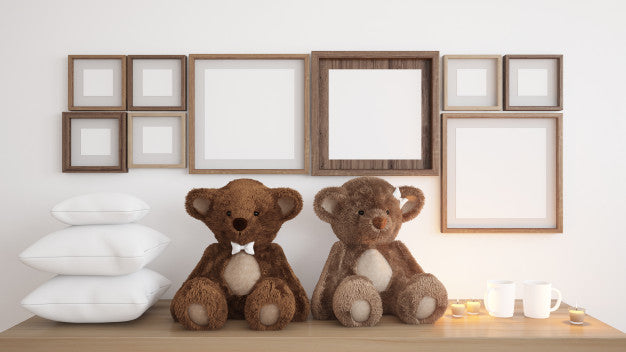 Free Blank Frames With Teddy Bears And Candles Psd