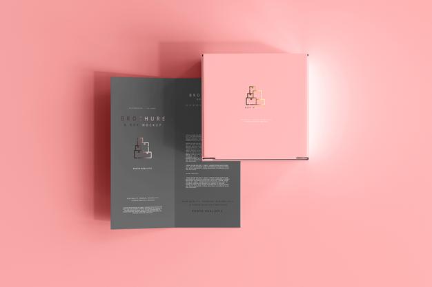 Free Box With Bi-Fold Brochure Mockup Psd