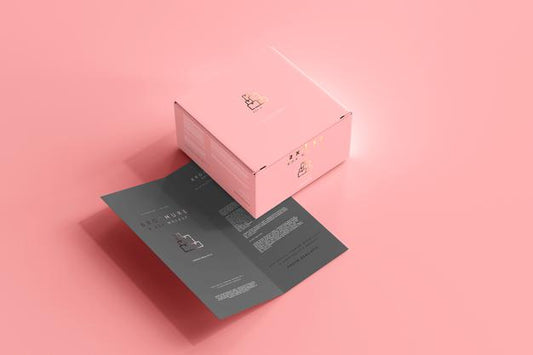 Free Box With Bi-Fold Brochure Mockup Psd