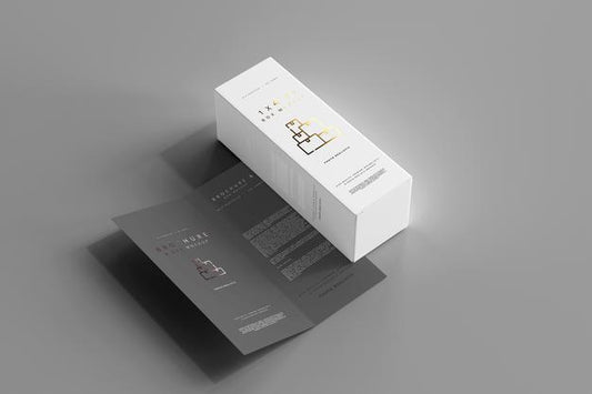 Free Box With Bi-Fold Brochure Mockup Psd