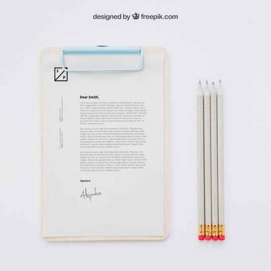 Free Business Concept With Clipboard And Pencils Psd