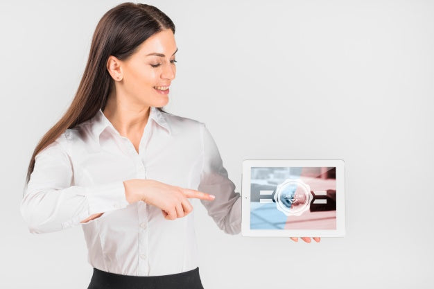 Free Businesswoman Holding Tablet Mockup For Labor Day Psd