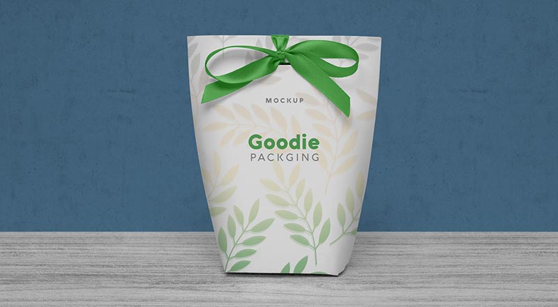 Free Candy / Goodie Bag Packaging Mockup Psd