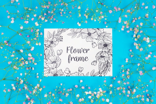 Free Card Mockup With Wildflowers Psd