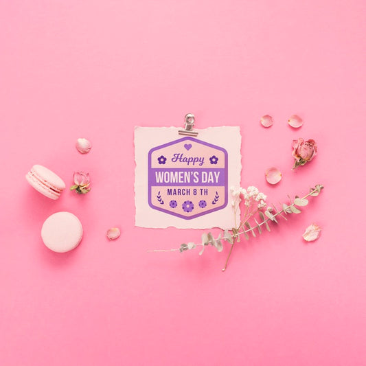 Free Cardboard Mock-Up With Sweets On Pink Background Psd