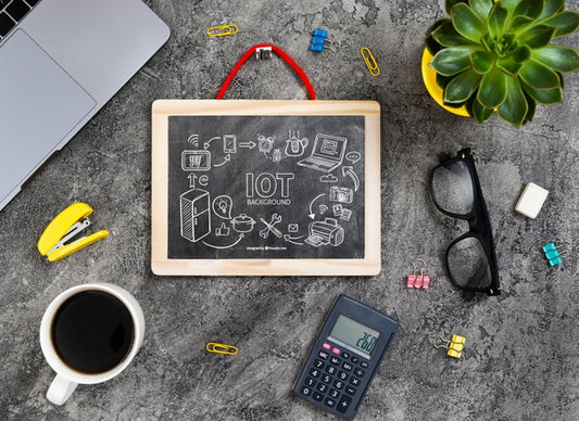 Free Chalkboard Mock-Up With Calculator Psd