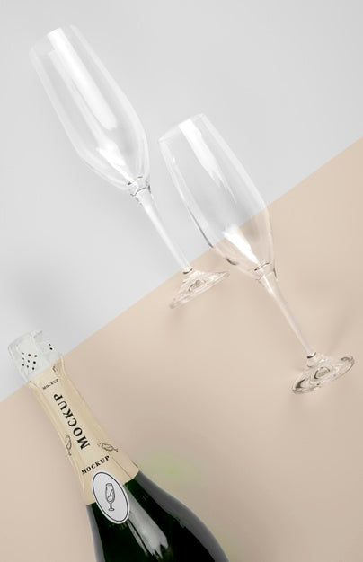 Free Champagne Bottle With Mock-Up Psd