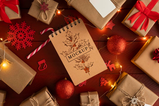 Free Christmas Mock-Up Notepad And Gift Boxes Psd