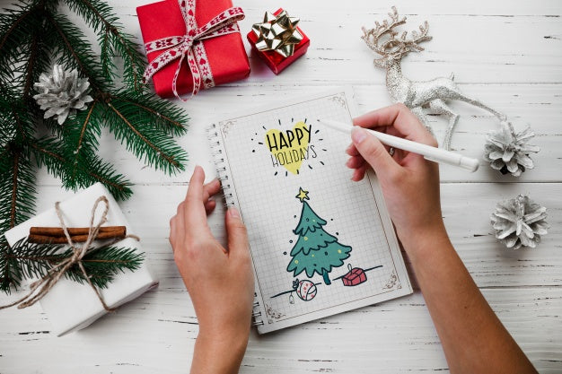 Free Christmas Mockup With Spiral Notepad Psd