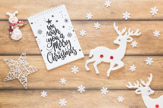 Free Christmas Mockup With Spiral Notepad Psd