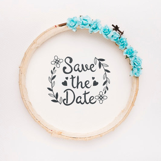 Free Circular Wooden Frame With Blue Roses Save The Date Mock-Up Psd