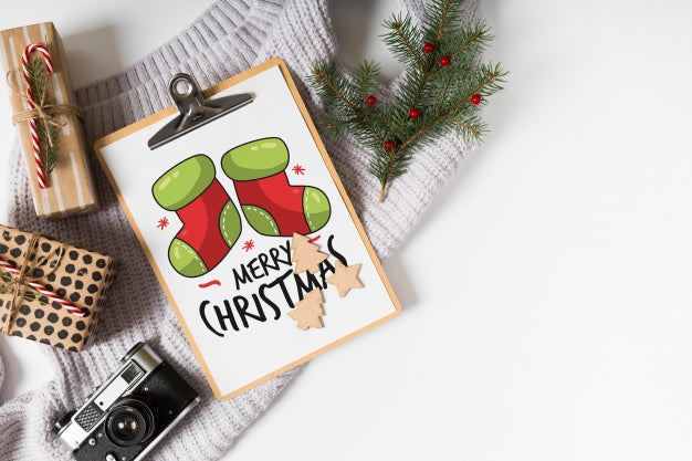 Free Clipboard Mockup With Christmas Composition Psd