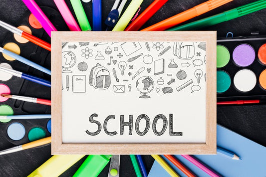 Free Close-Up Back To School With White Board Psd