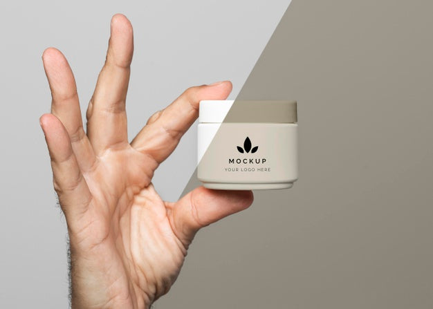 Free Close Up Hand With Cream Container Psd