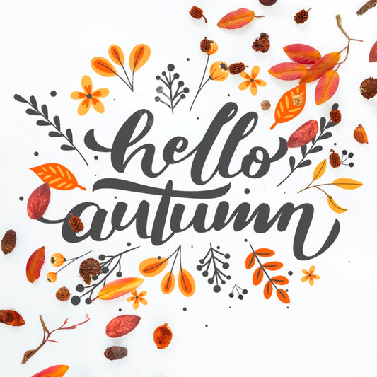 Free Close-Up Hello Autumn Quote With Dried Leaves Psd