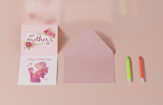 Free Close-Up Mothers Day Greeting Card With Envelope Psd