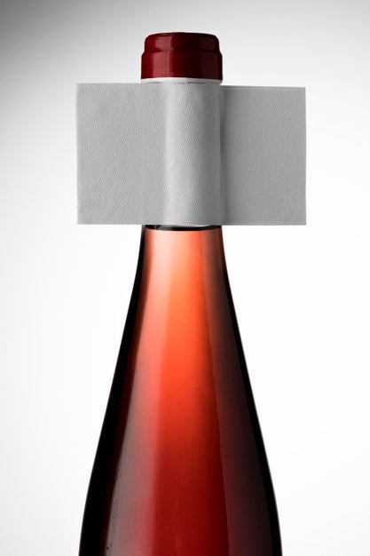 Free Close Up Wine Bottle Label Mock Up Psd