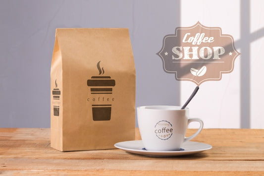 Free Coffee Mug With Coffee Bag Mock-Up Psd